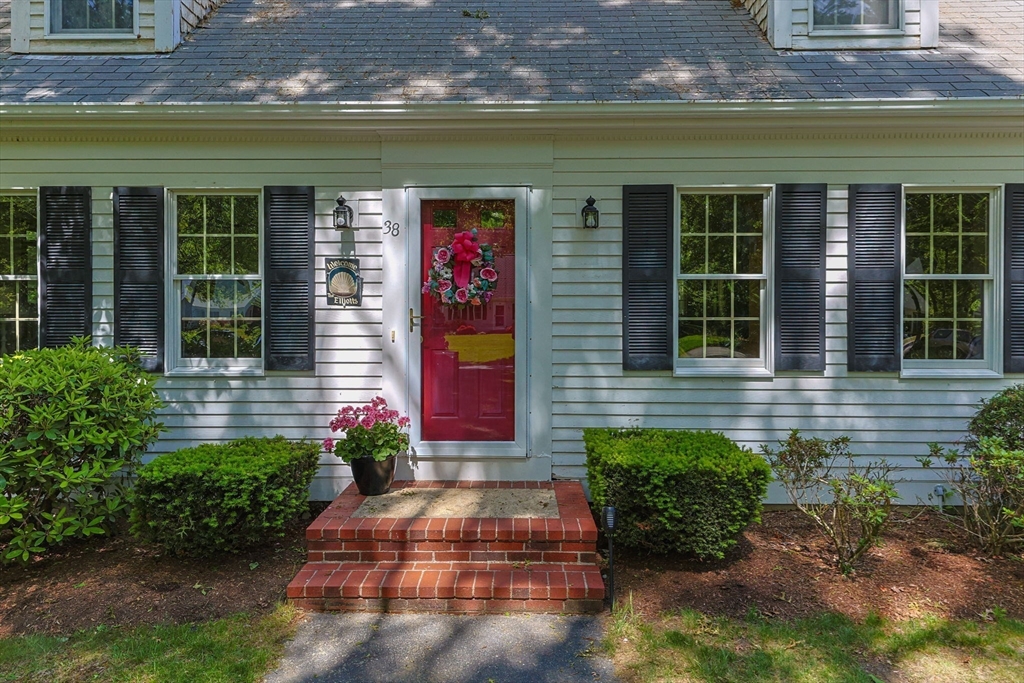 38 Easterly Drive