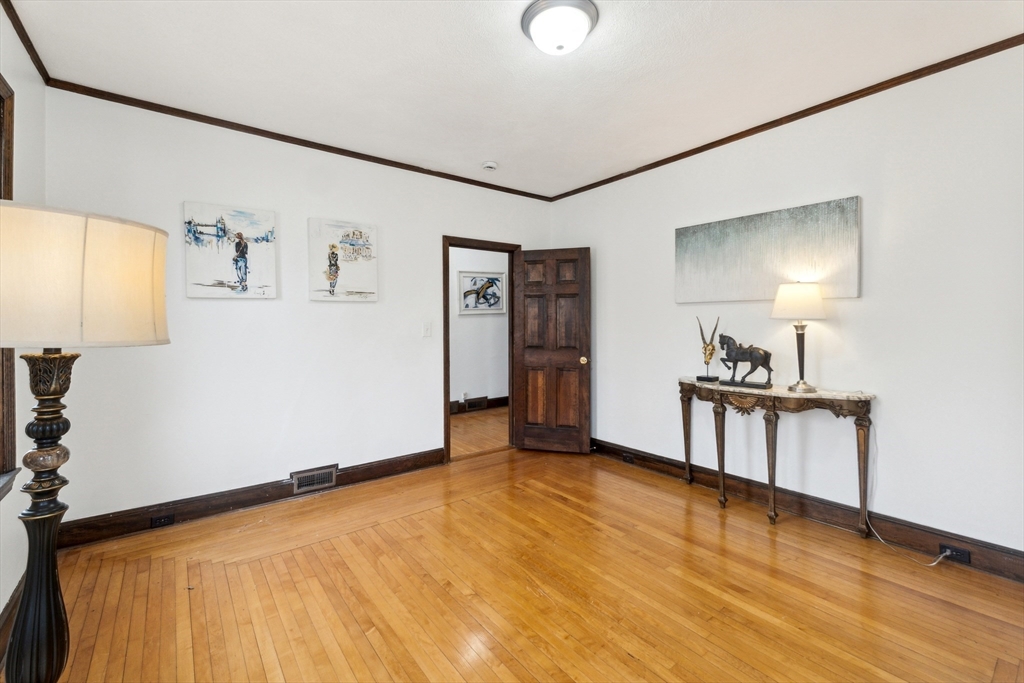 35 Tyler St