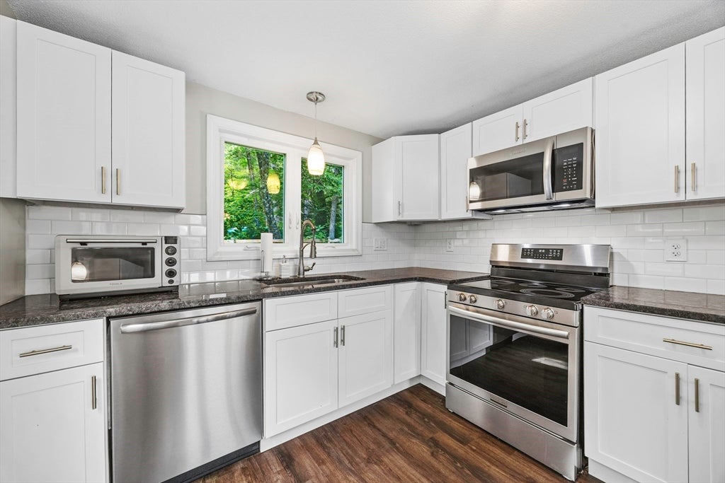1535 Center Street, Ludlow, MA Photo #10