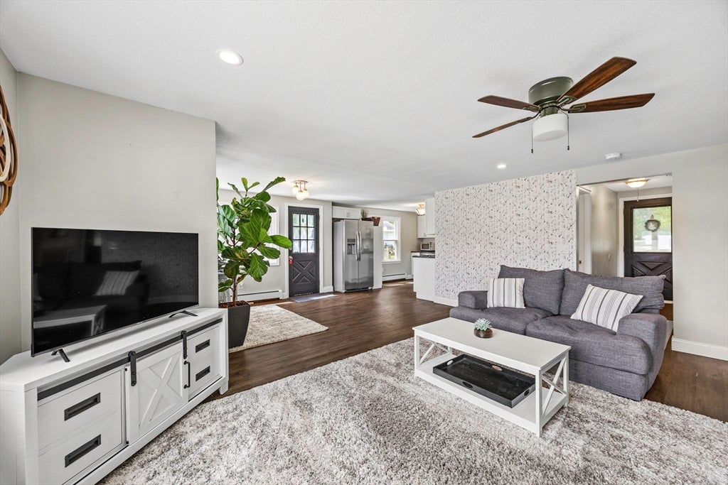 1535 Center Street, Ludlow, MA Photo #14
