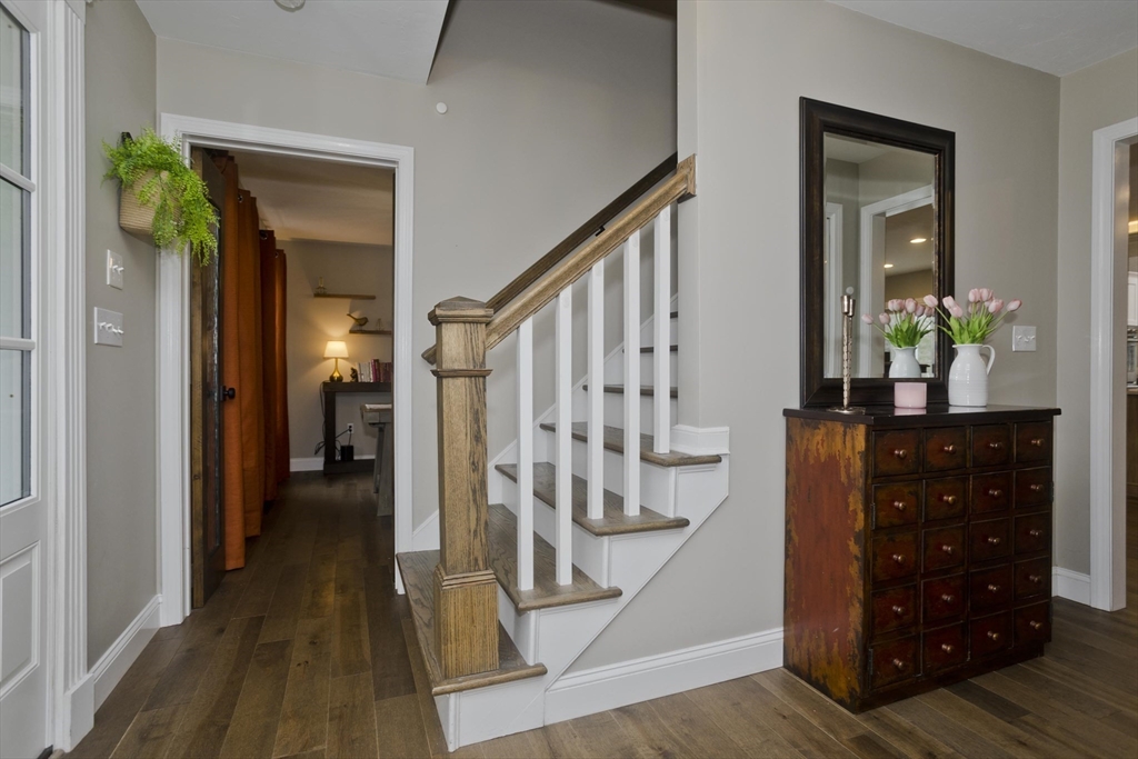 306 Whippoorwill Dr