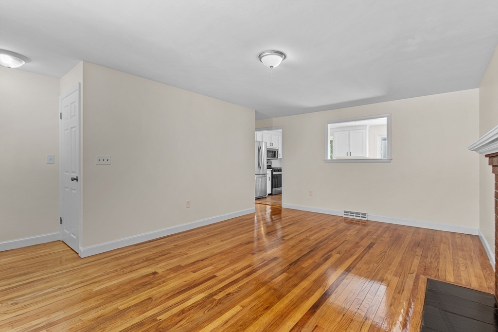 5 Grove St, Plainville, MA, 5 Grove St, Plainville, MA Photo #13