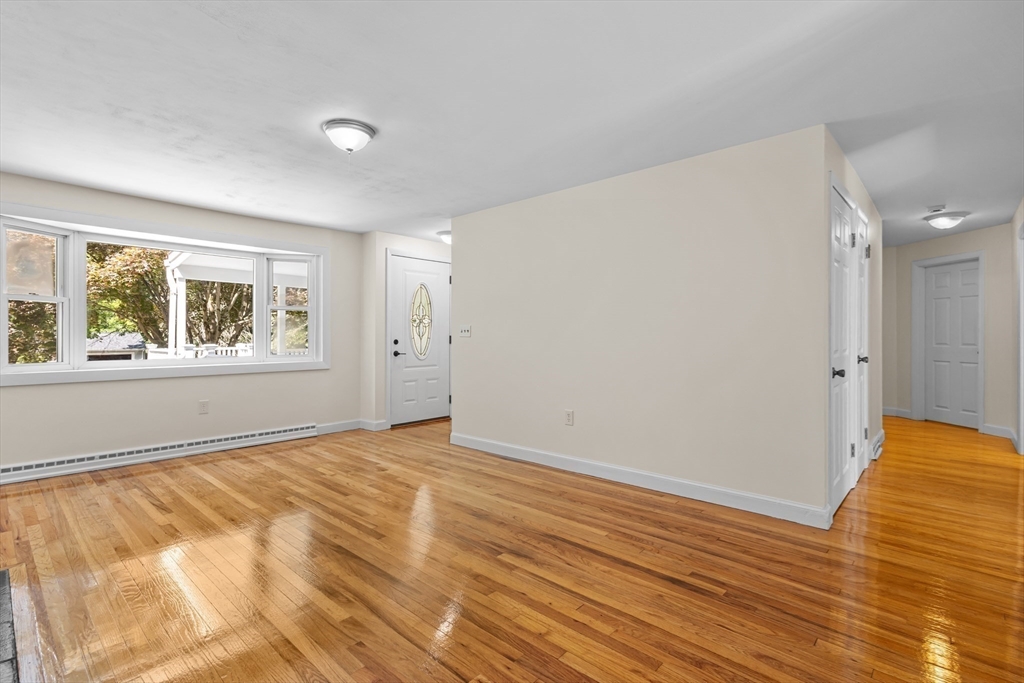 5 Grove St, Plainville, MA, 5 Grove St, Plainville, MA Photo #9