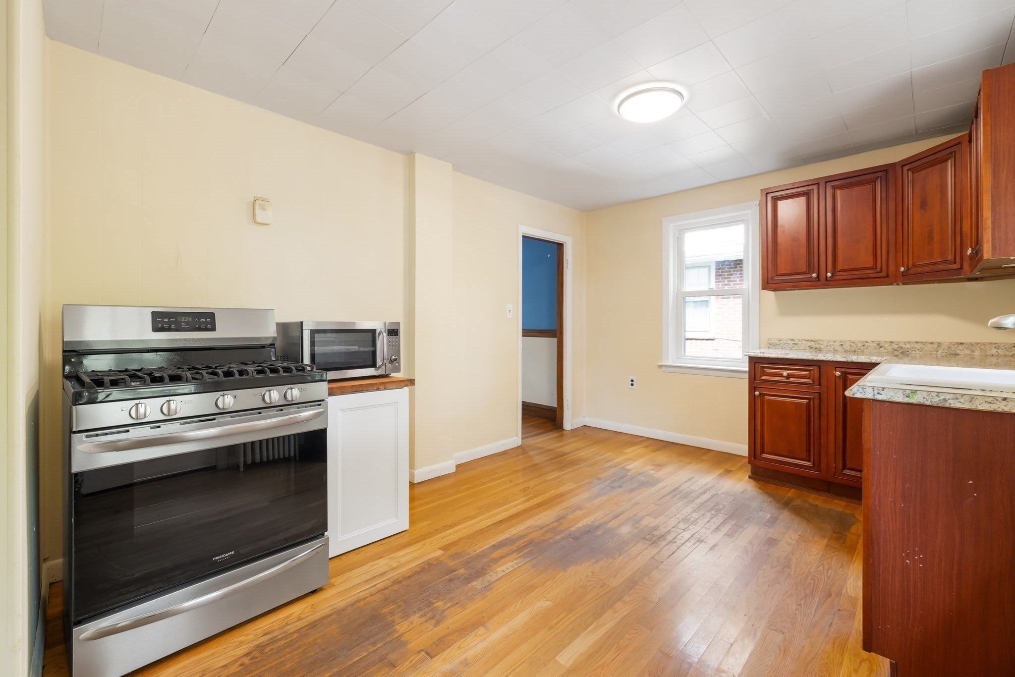 1925 Commonwealth Ave, Newton, MA Photo #10