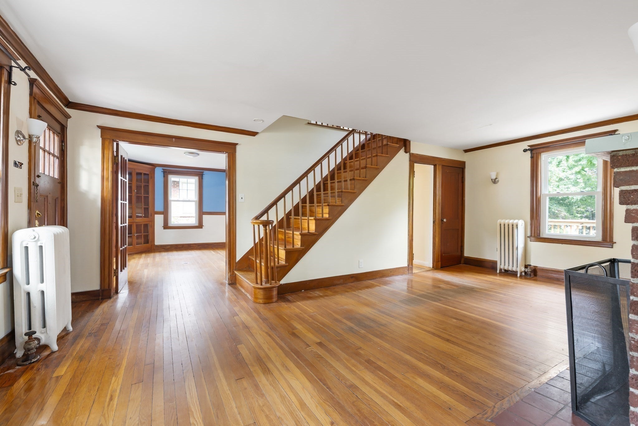 1925 Commonwealth Ave