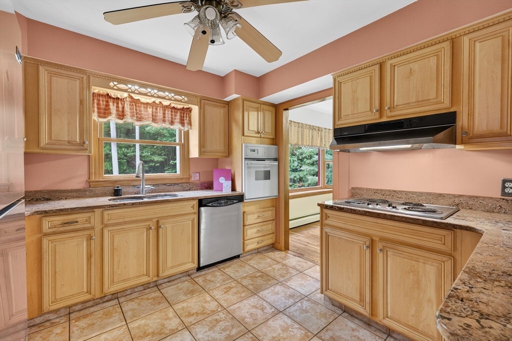 63 Forge Rd, Freetown, MA, 63 Forge Rd, Freetown, MA Photo #4
