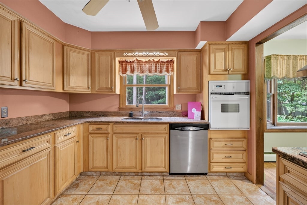 63 Forge Rd, Freetown, MA, 63 Forge Rd, Freetown, MA Photo #3