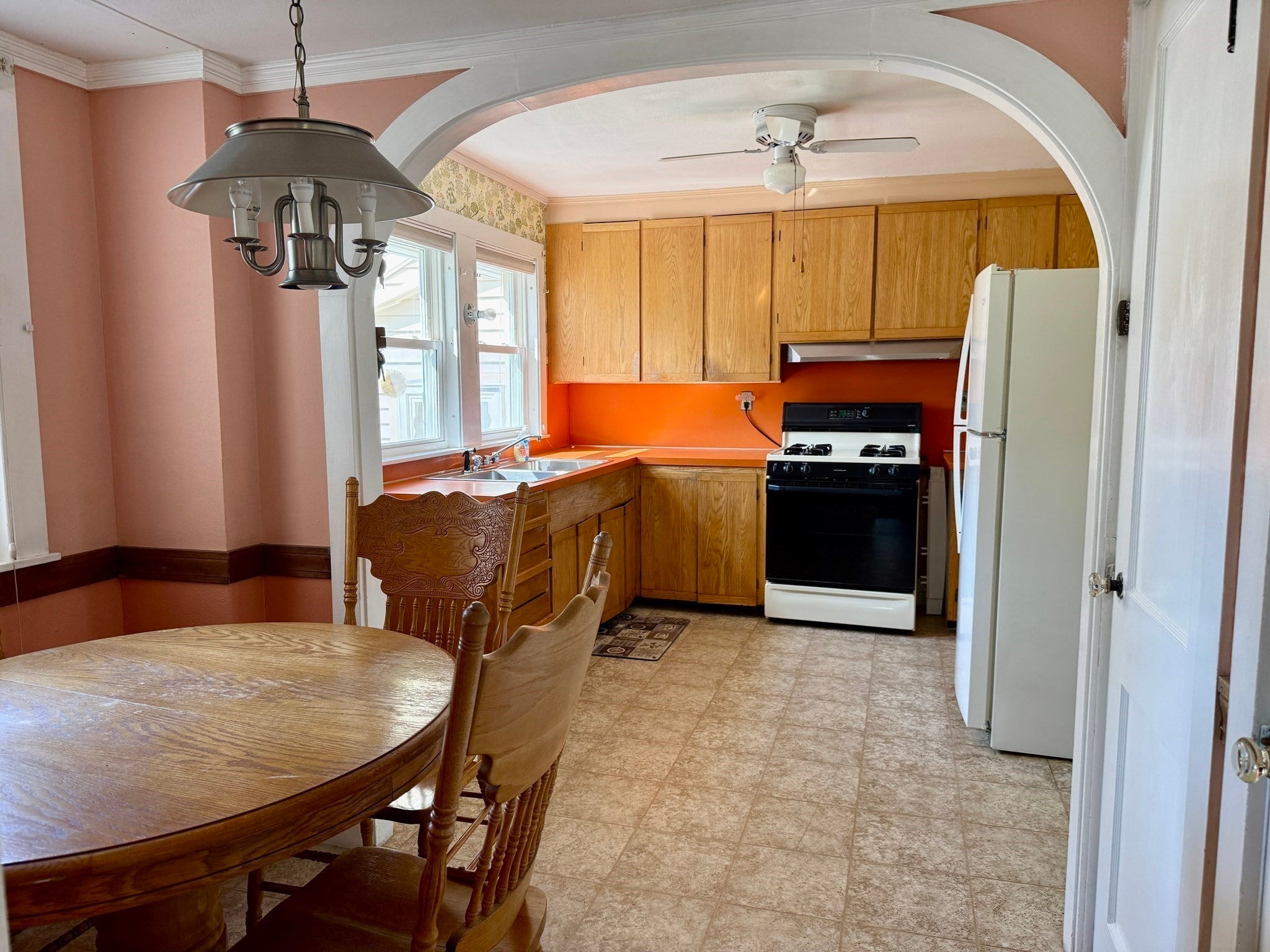 16 Pauline St, New Bedford, MA Photo #14