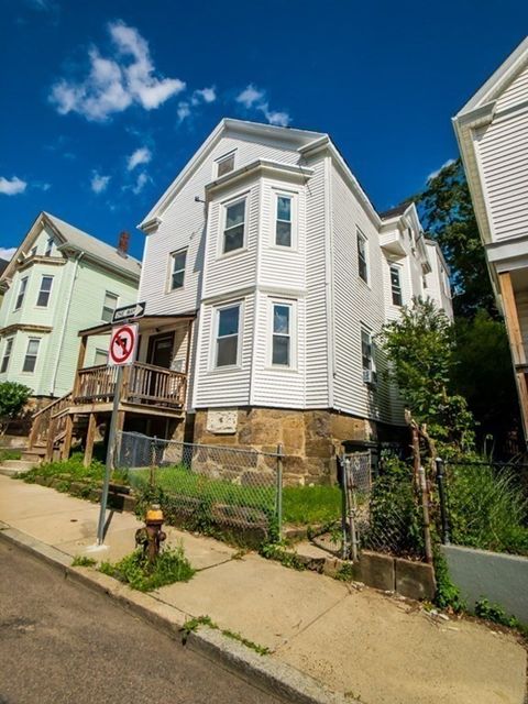 18 Egleston 3 Boston MA 02130
