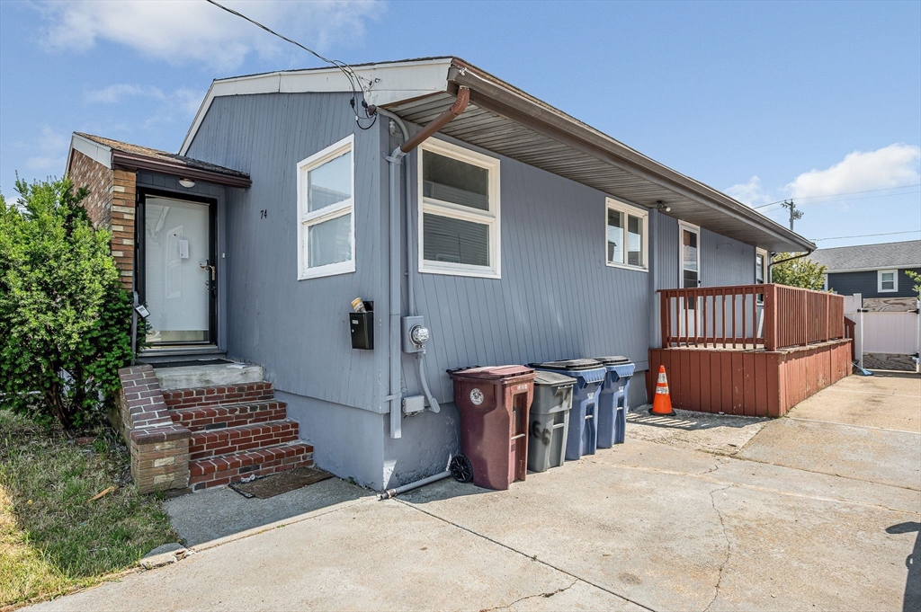 74 Gage Ave