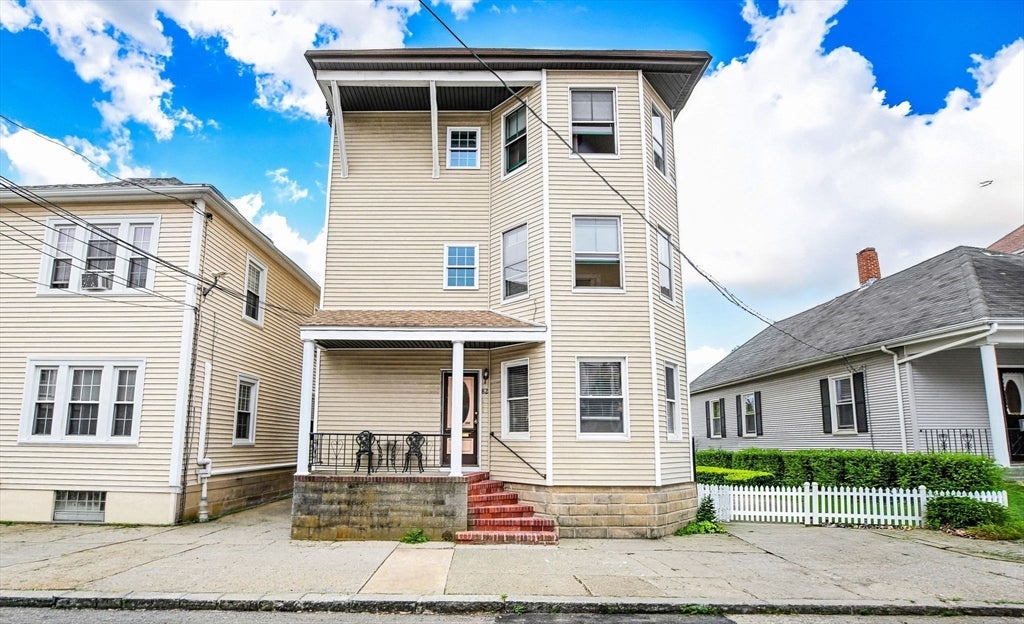 Photo of 82 Eugenia St, New Bedford, MA