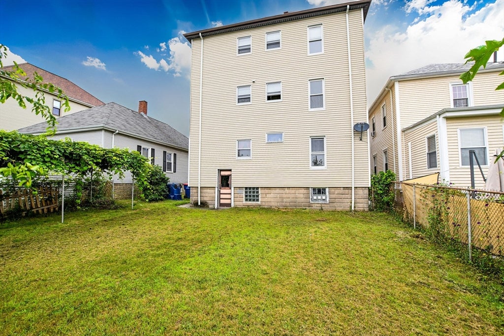 82 Eugenia St, New Bedford, MA, 82 Eugenia St, New Bedford, MA Photo #29