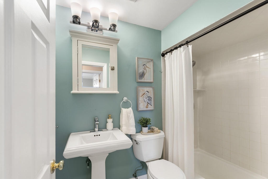 245 Lafayette St #3G, Salem, MA Photo #20