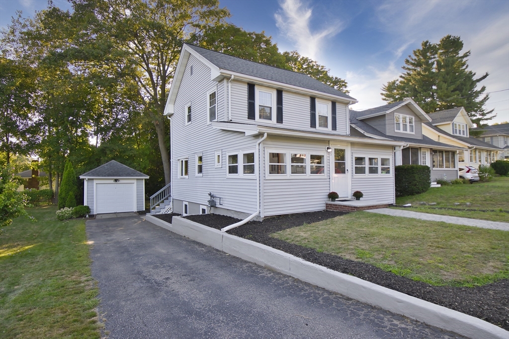 105 E Cross St