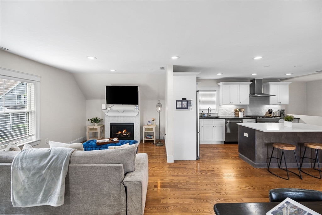 114 Moreland St 2