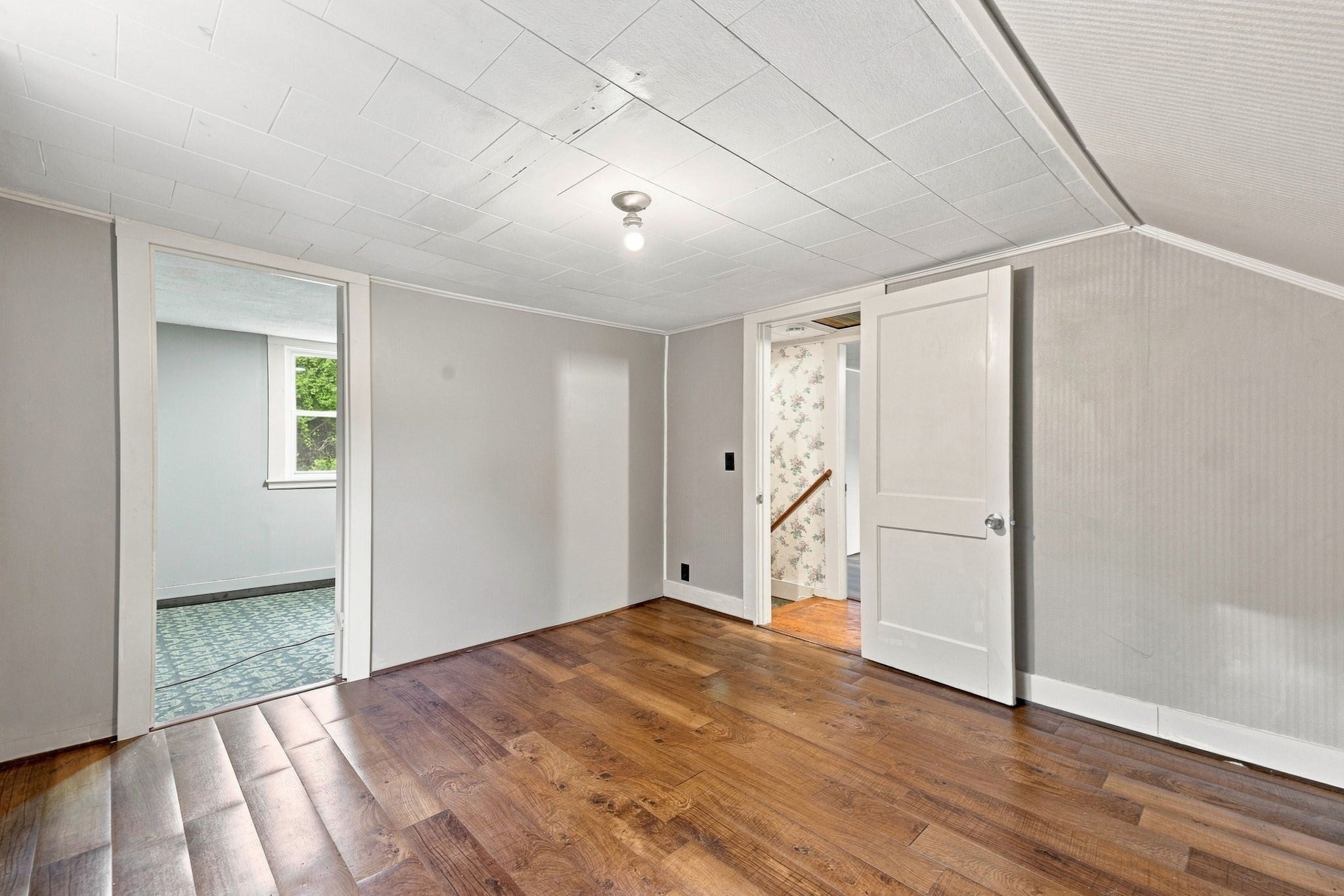66 Charlton St, Oxford, MA Photo #26
