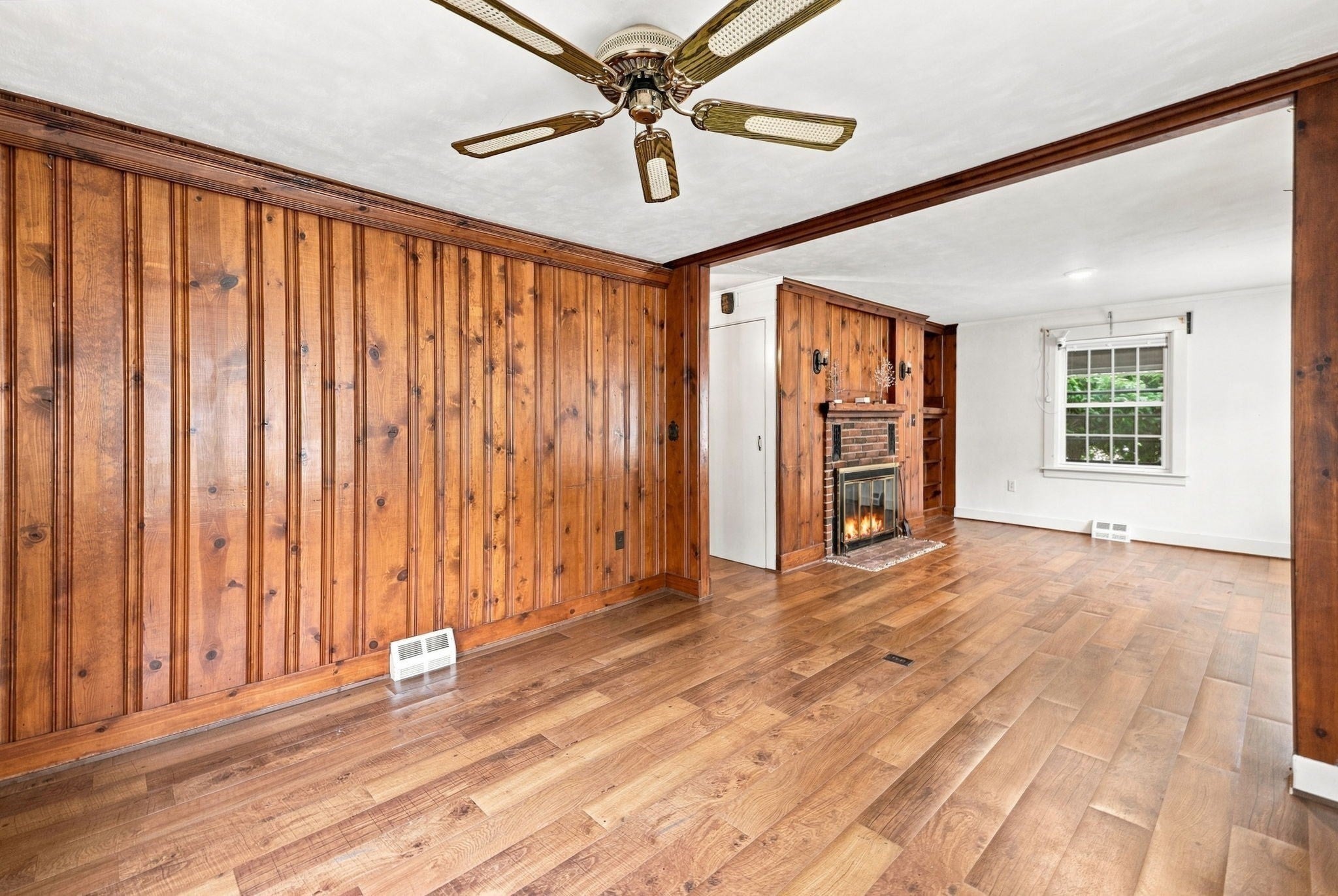 66 Charlton St, Oxford, MA Photo #19