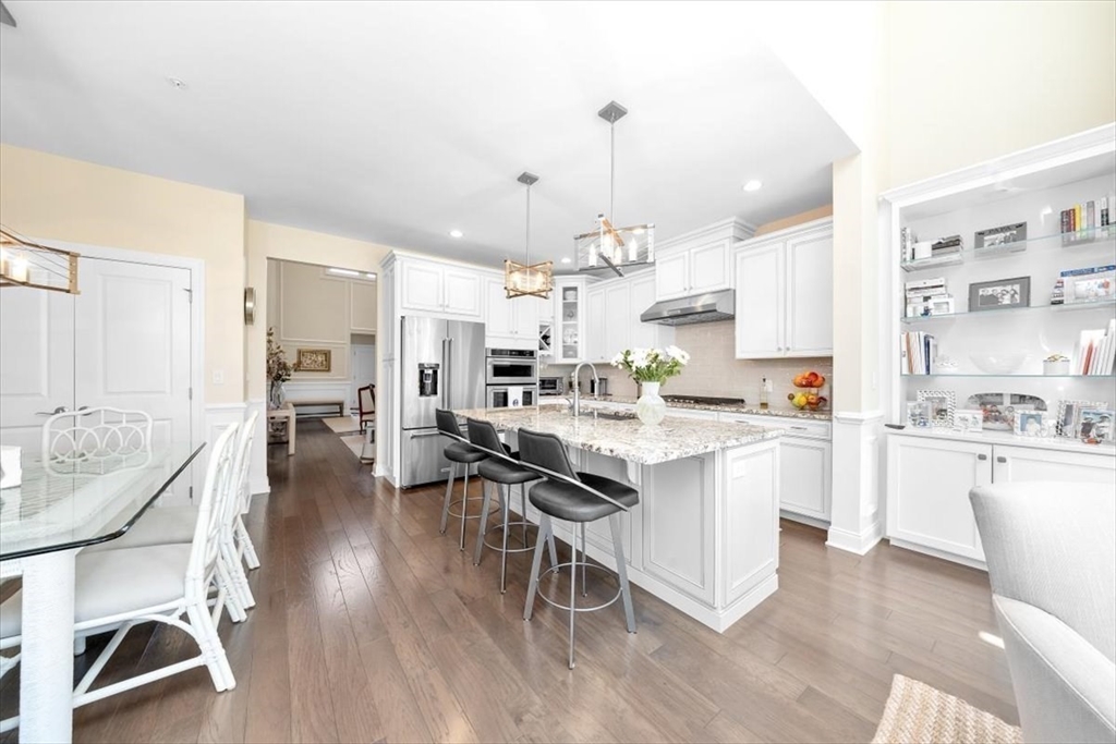 5 Brand Blvd 5