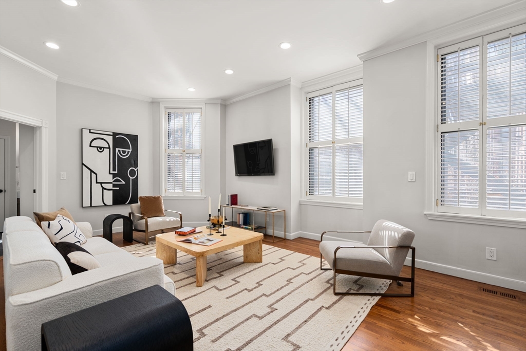 226 Marlborough Street 5