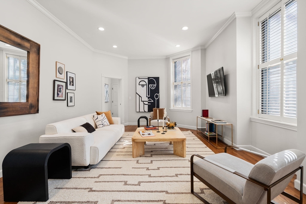 226 Marlborough Street 5