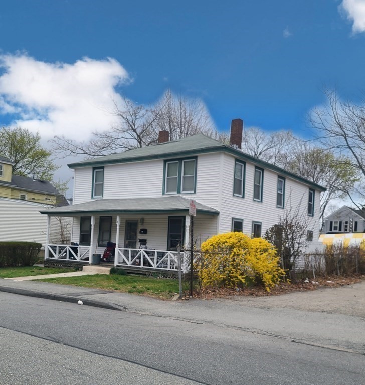 Photo of 8 Monroe St, Taunton, MA
