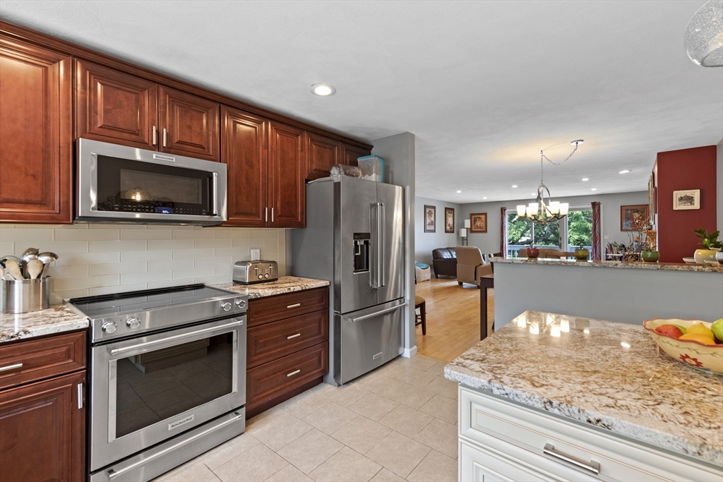 8 Carriage Hill Ln 8