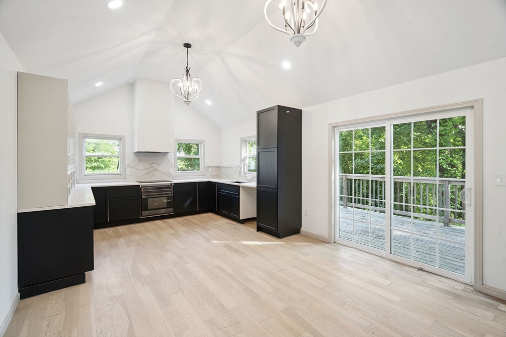 18 Chestnut Hill Rd