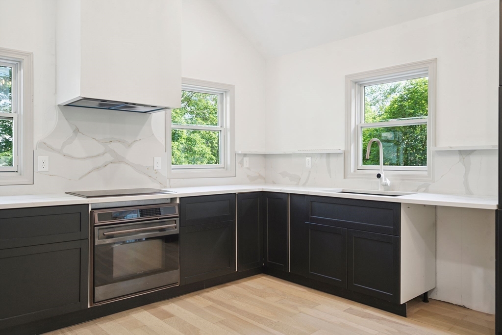 18 Chestnut Hill Rd