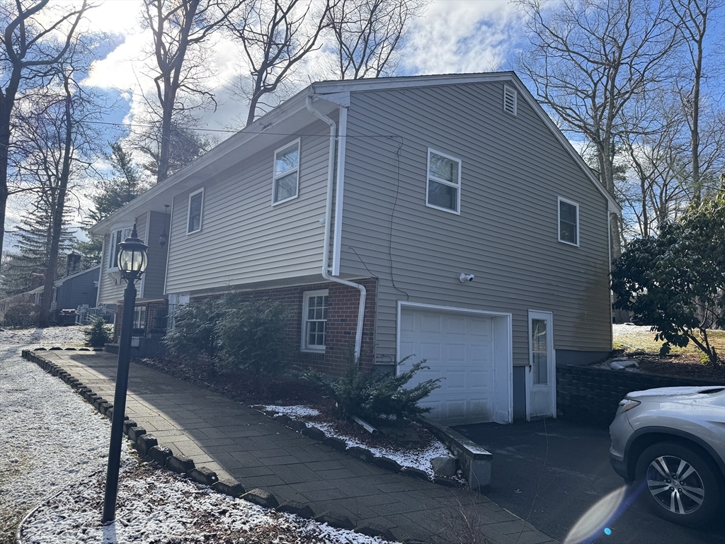 149 Thurber Ave