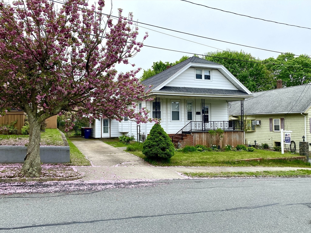 13 Deane St