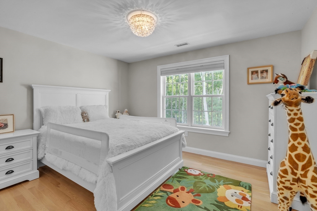 Millis, Massachusetts 02054, United States, 4 Bedrooms Bedrooms, ,4 BathroomsBathrooms,Residential,Active,195393