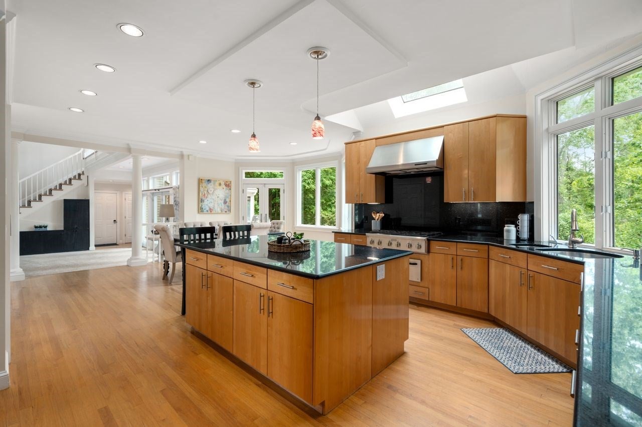 74 Cudworth Lane, Sudbury, MA, 74 Cudworth Lane, Sudbury, MA Photo #11