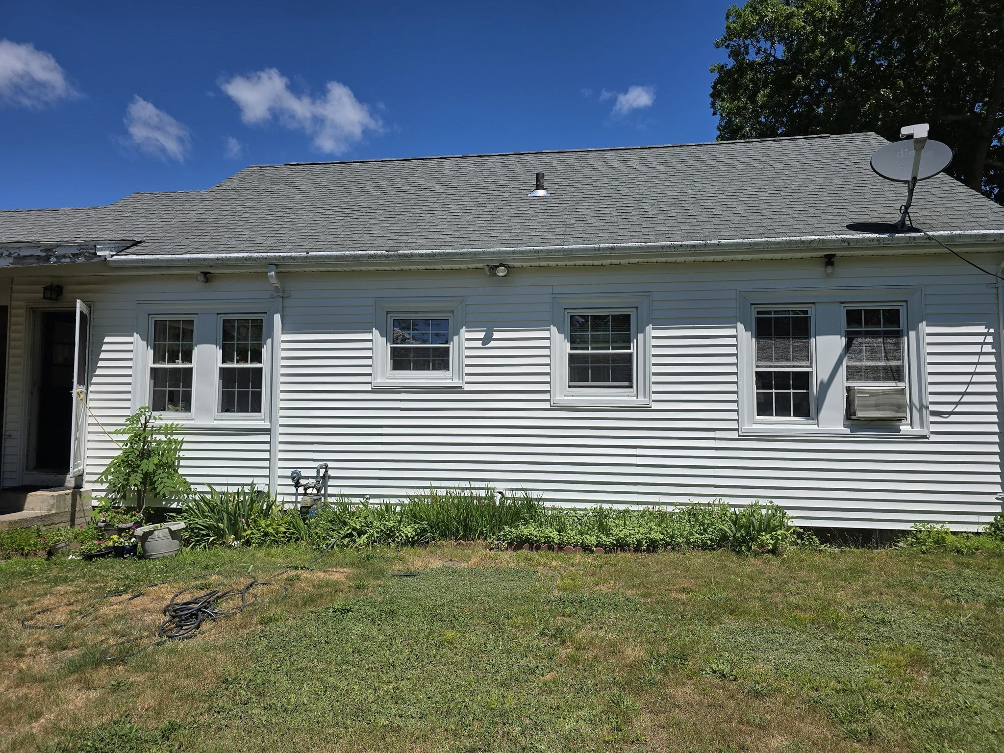 26 Edwin St