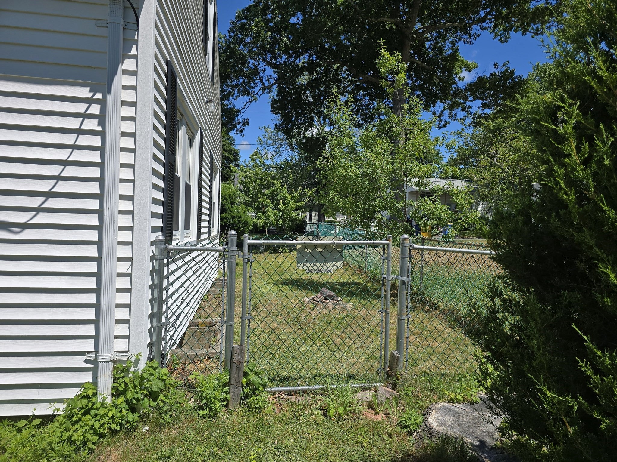26 Edwin St