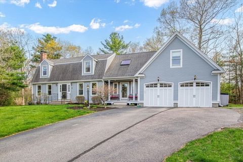 12 Cranberry Meadow Rd Norfolk MA 02056