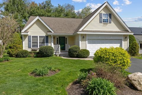 33 Wildwood Dr 33 Southborough MA 01772