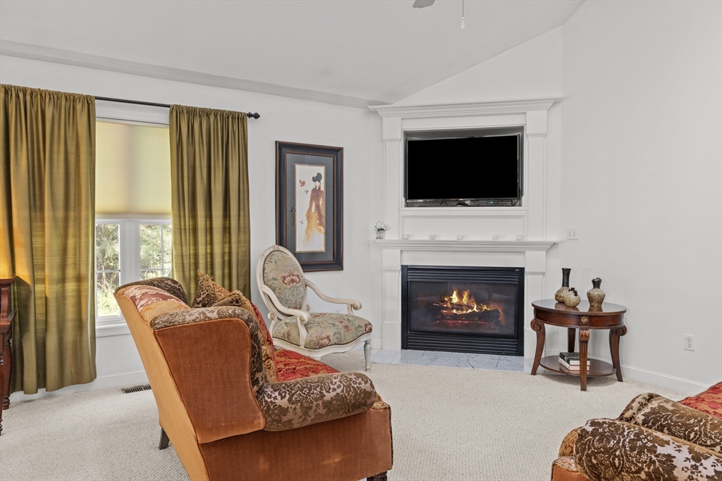 33 Wildwood Dr 33