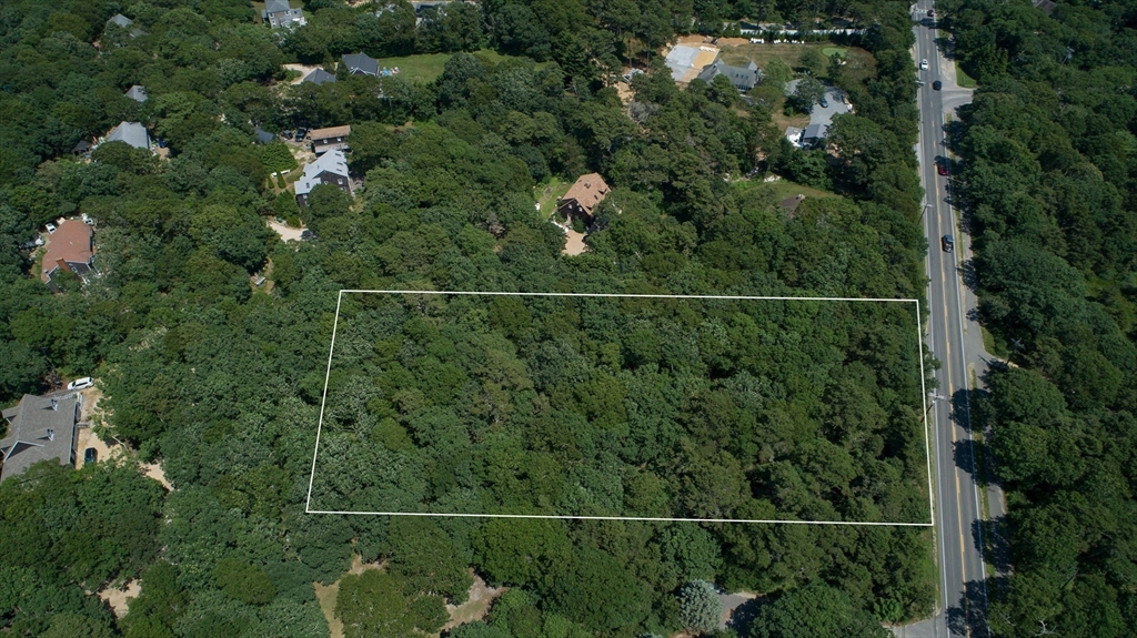 501 W. Tisbury Road