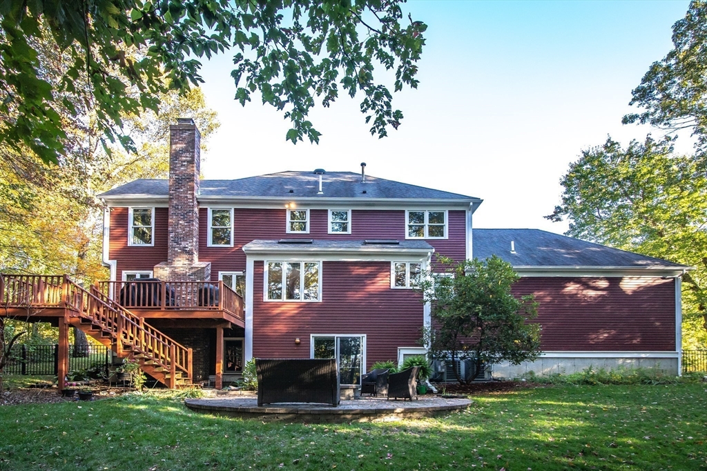 8 Samuel Harrington Rd