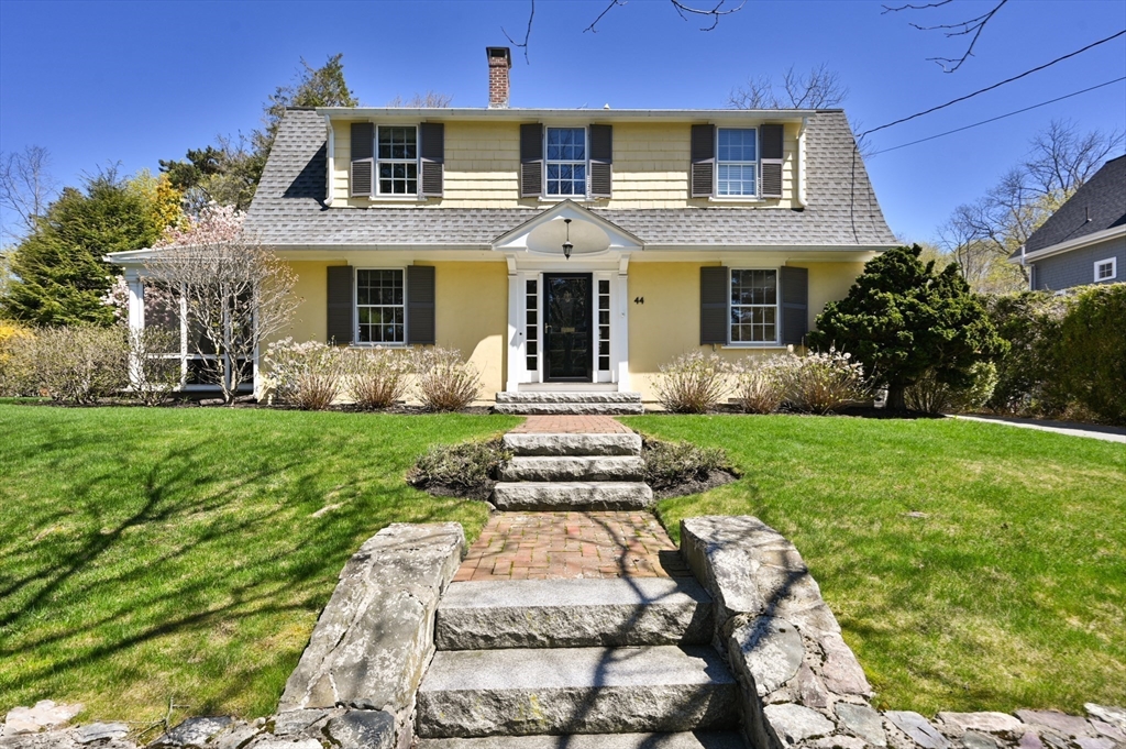 44 Bellevue Rd.