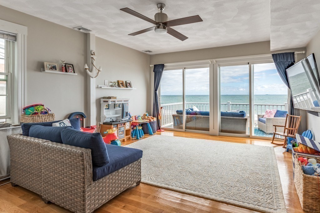 876 Shirley St #2, Winthrop, MA Photo #18