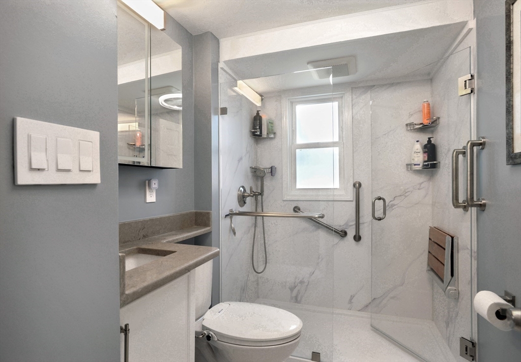 9 G St, Hull, MA Photo #18