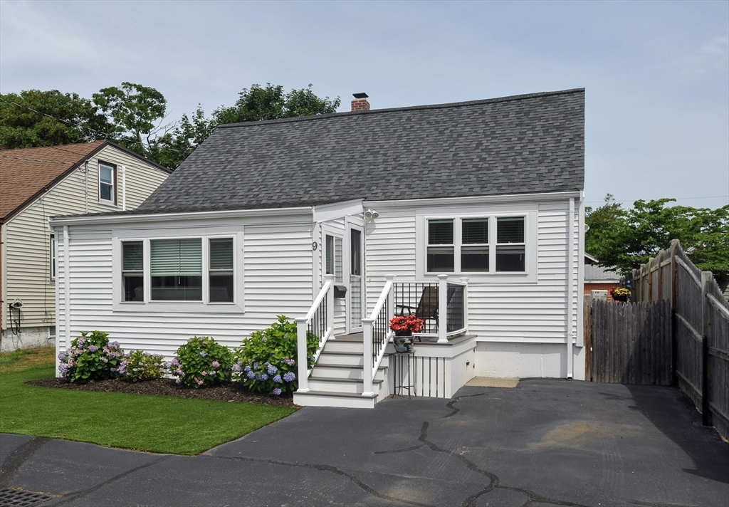 Photo of 9 G St, Hull, MA