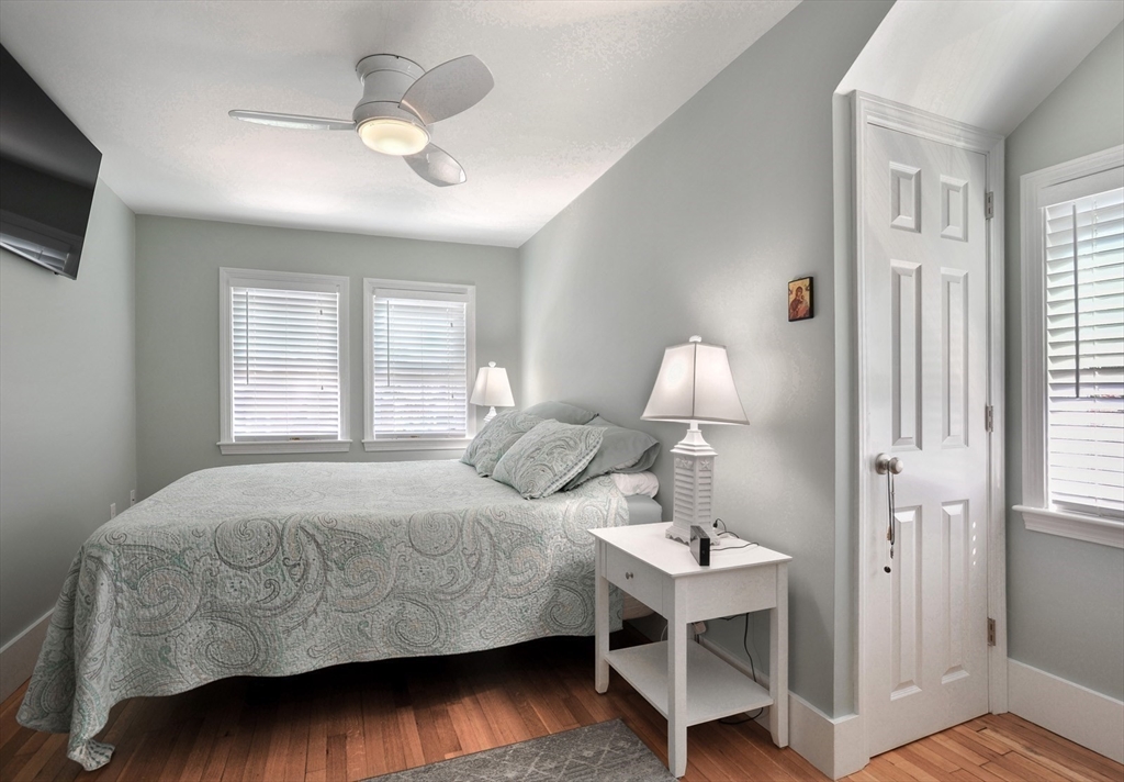 9 G St, Hull, MA Photo #23