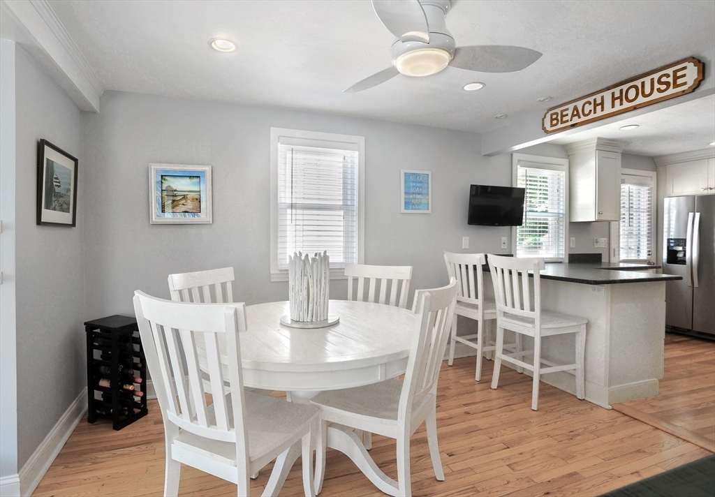 9 G St, Hull, MA Photo #11