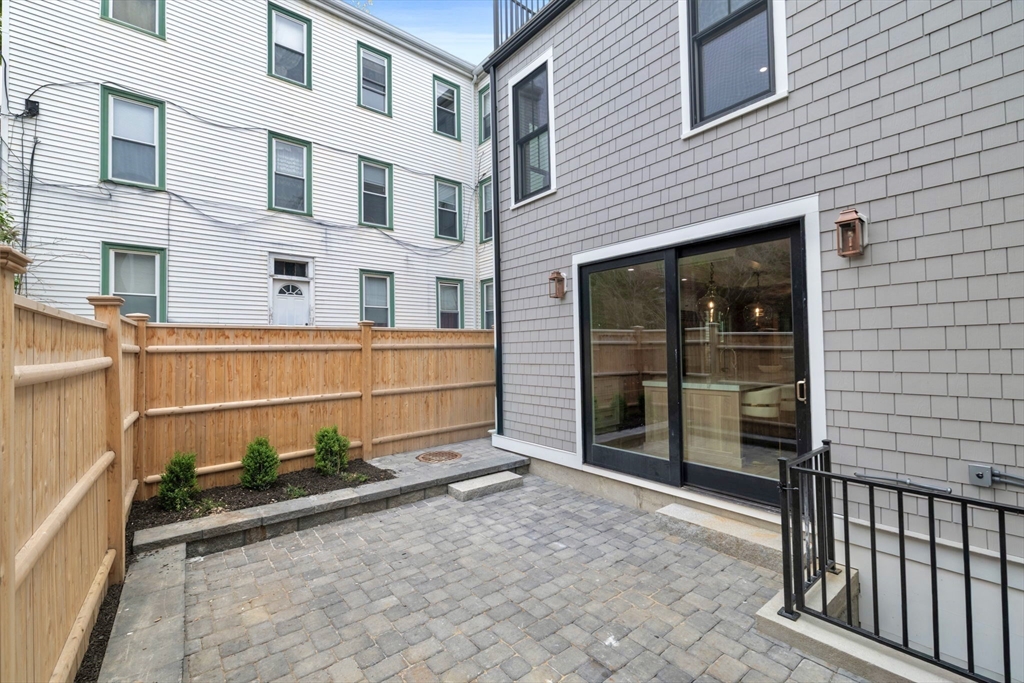 14 Prospect St, Boston, MA Photo #31