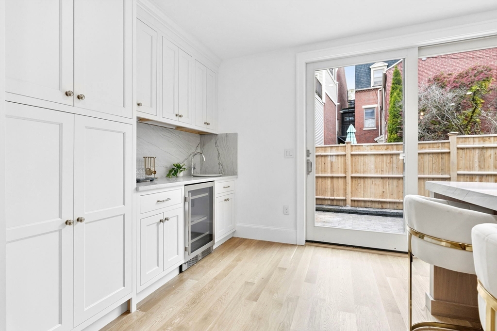 14 Prospect St, Boston, MA Photo #9