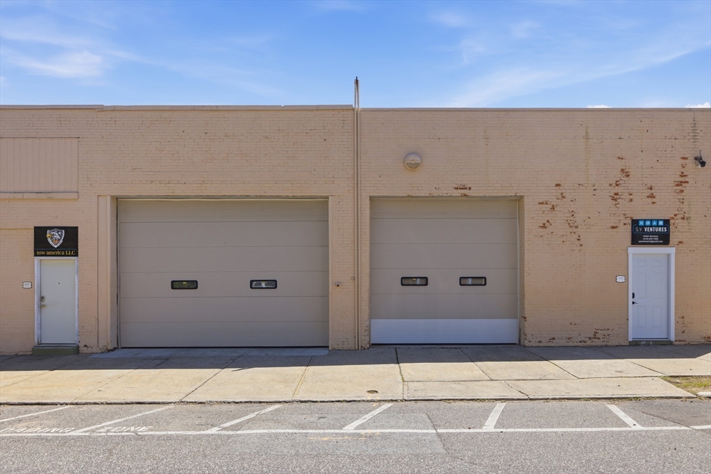 120 Pine St