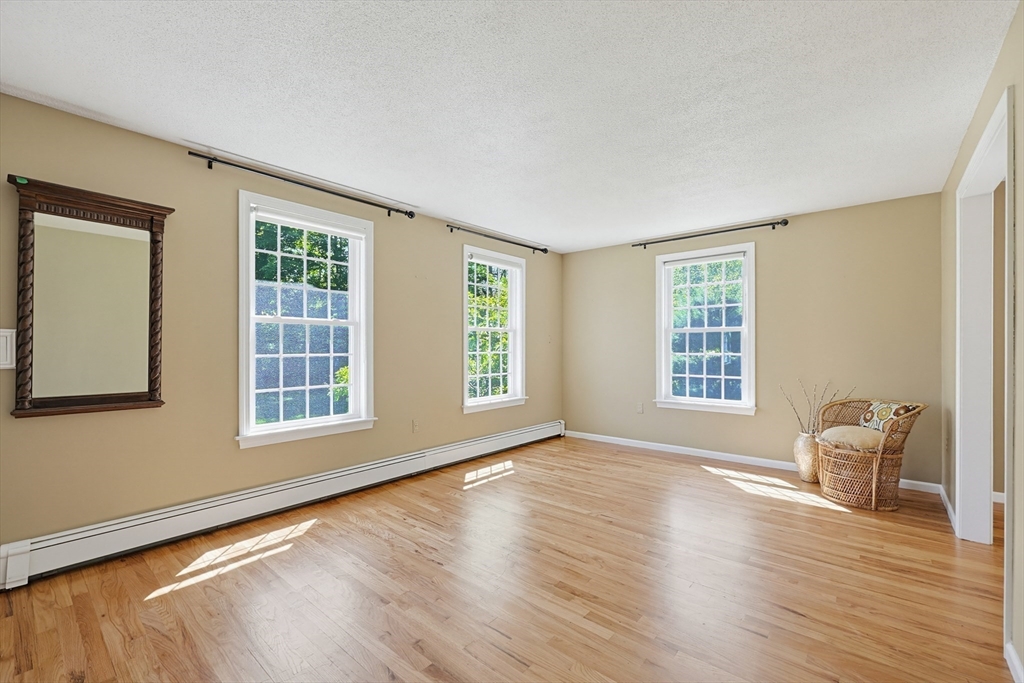 203 Pleasant St
