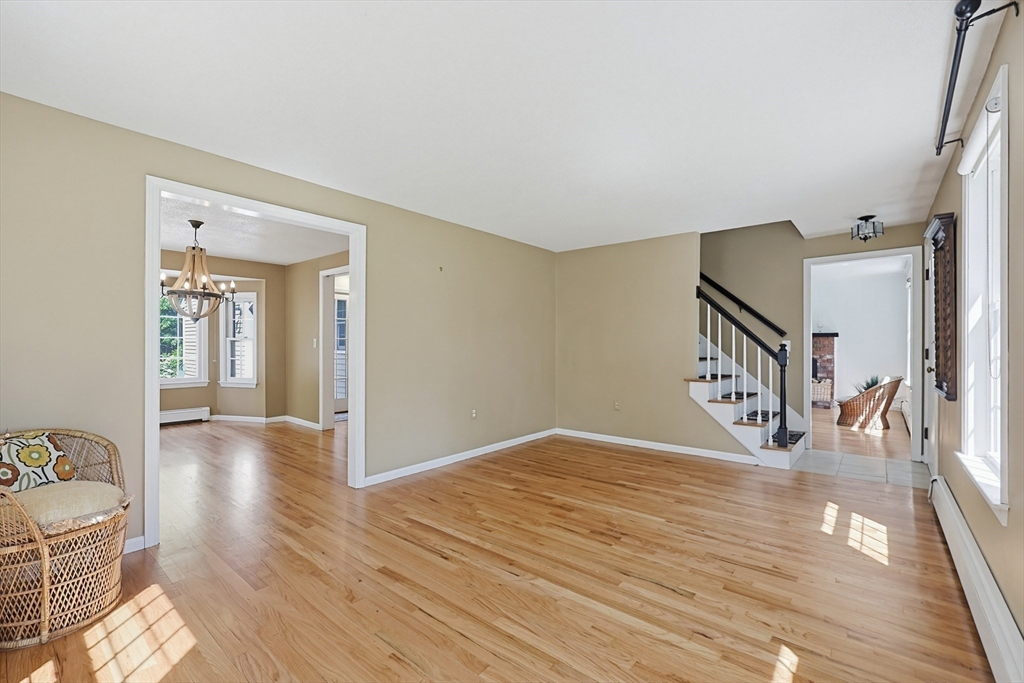 203 Pleasant St